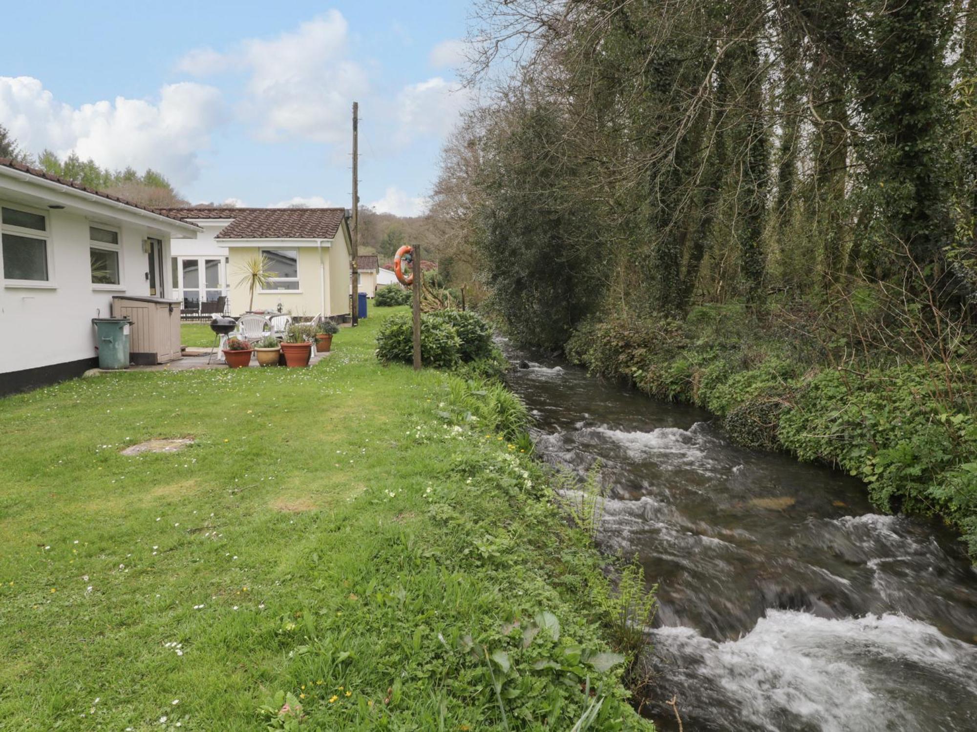 Westview Vila Liskeard Exterior foto
